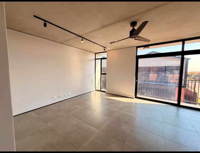 2 BEDROOM TOWNHOUSE FOR SALE IN OLYMPUS AH